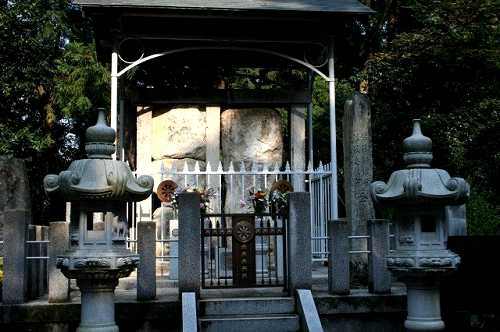 佐藤継信公・佐藤忠信公の墓 医王寺 飯坂町 福島市