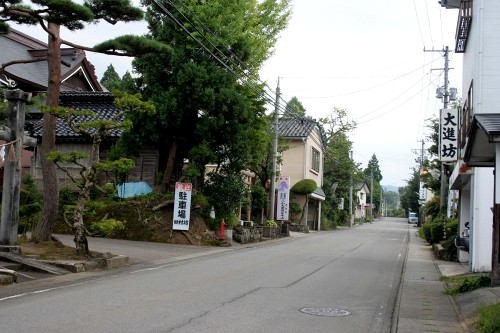 宿坊街桜小路 手向 羽黒町手向 鶴岡市 山形県