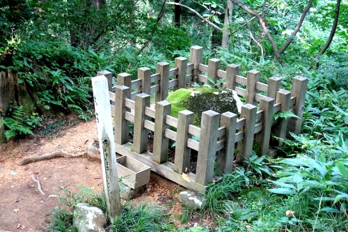 火石 羽黒山 羽黒町手向 鶴岡市 山形県
