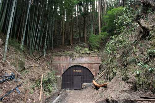明治トンネル 旧成木街道 黒沢2丁目 青梅市 東京都