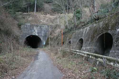 吹上隧道(昭和トンネル) 黒沢2丁目 青梅市 東京都