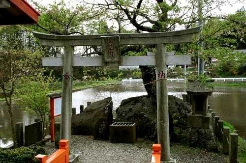 夫婦石・夫婦石神社 那須郡那須町 栃木
