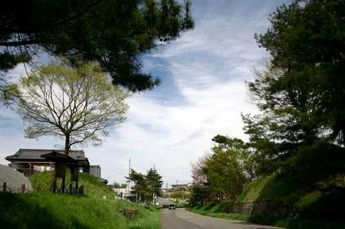 国指定史跡 須賀川一里塚 一里坦 須賀川