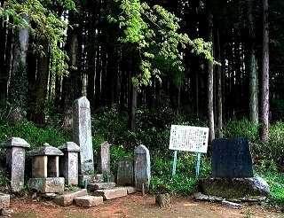 安珍堂、 安珍の墓 根田 白河市
