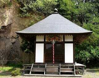 安珍堂、 安珍の墓 根田 白河市