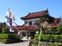 シャチホコを頂く民家 安積町日出山
