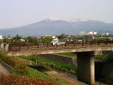 本宮橋より安達太良川、安達太良山（１７００）眺望 下町/荒町 本宮町 安達郡