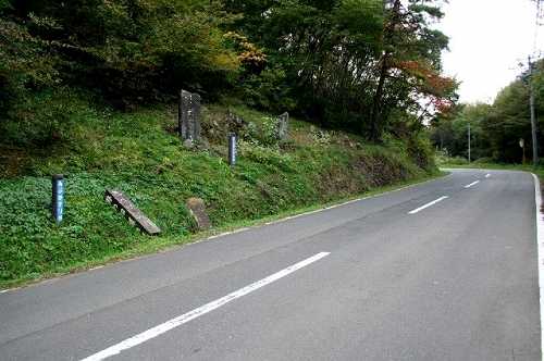 鐙摺坂・孫太郎虫供養塔 斎川 白石市