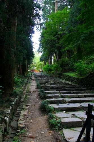 瑞鳳殿参道 経ヶ峯歴史公園 霊屋下