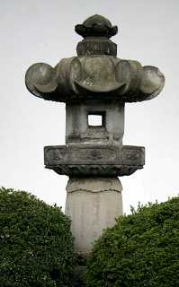 石燈籠 正覚寺 本町１丁目 青森市 青森県