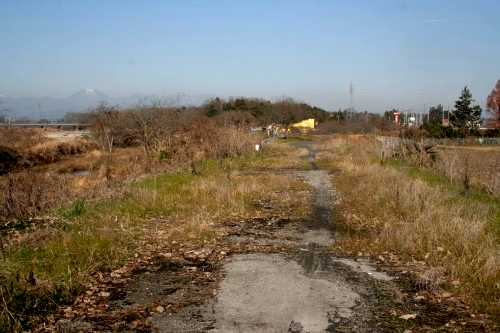 旧例幣使街道 思川左岸土手道 亀和田町 鹿沼市 栃木県