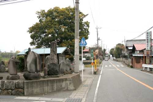 石仏群(午王頭橋袂) 大久保 吉岡町 北群馬郡 群馬県