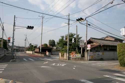 佐渡奉行街道分岐点 万年寺2/3丁目 本庄市 埼玉県