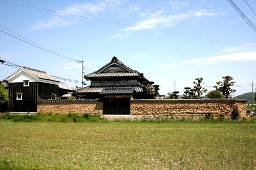 土塀民家 長船町福岡 瀬戸内市 岡山県