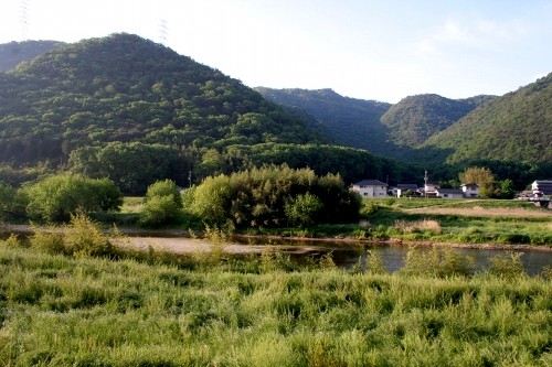 小田川・弾琴岩付近 真備町妹 倉敷市 岡山県