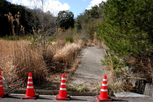 松子山峠道上り 西条町上三永 東広島市 広島県