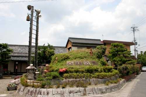 建部大塚古墳群 建部下野町 東近江市 旧御代参街道