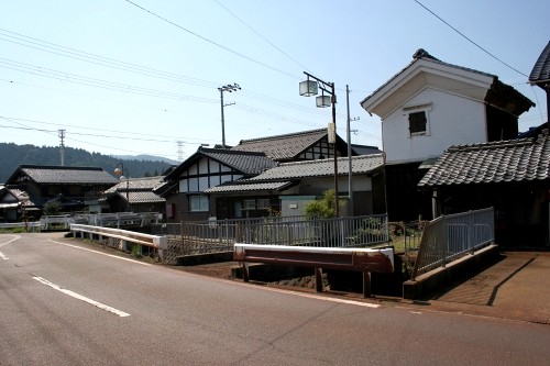 曲尺手 余呉町中之郷 長浜市 滋賀県