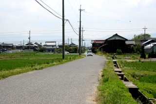横川橋をわたり県道２号に合流、左折