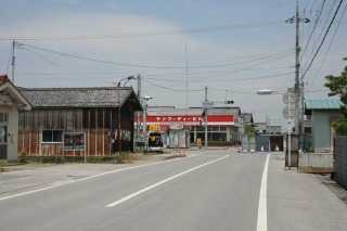 「甘呂町東」交差点を直進