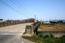 歌詰橋・宇曽川（遠景に伊吹山） 愛知川町 愛知郡 滋賀