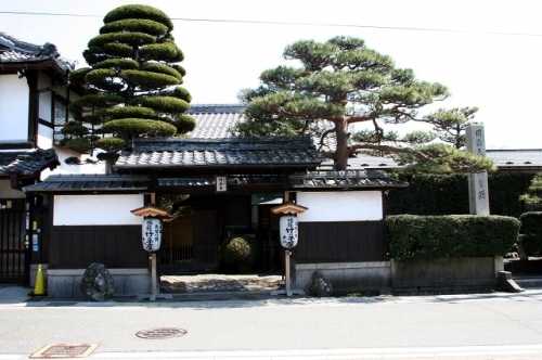 竹平楼(たけへいろう) 愛知川町 愛知郡 滋賀
