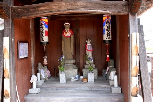 照手姫笠掛地蔵 柏原 米原市 滋賀県