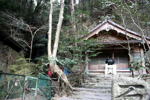 岩屋観音・清滝 関町坂下 亀山市 三重県