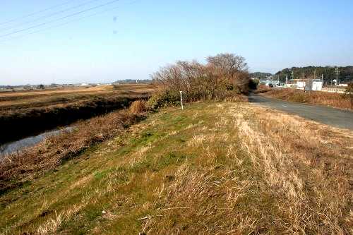 鈴鹿川堤防 上野町 鈴鹿市 三重県