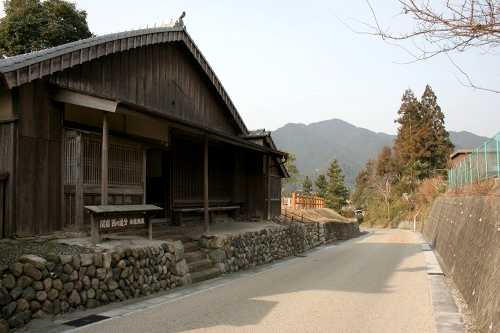 西の追分 関町新所 亀山市 三重県