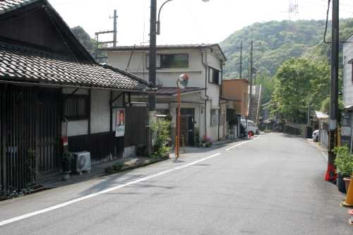 旧道・元祖走井餅本家 大谷町 大津市