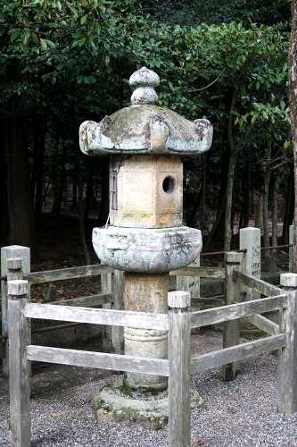 灯篭 建部大社 神領1丁目 大津市 滋賀県