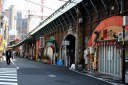 JR新橋駅ガード下歩道 東海道