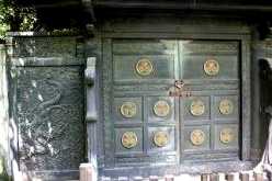 増上寺 三解脱門(中門) 東海道