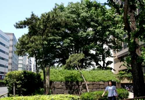 高輪大木戸跡（高輪２丁目１９番） 東海道
