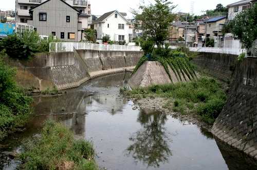 今井川 一里塚跡・上方見附跡付近 保土ヶ谷町 旧東海道