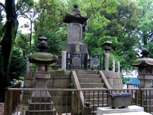 彰義隊の墓 上野公園