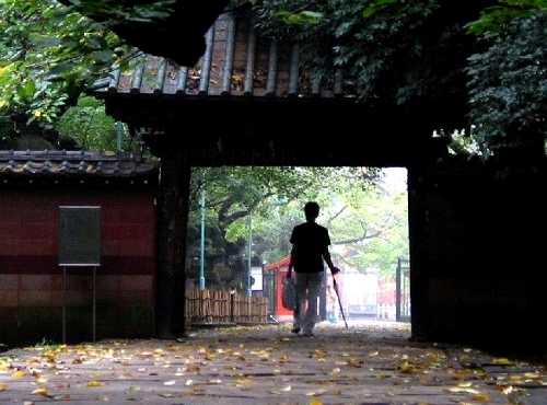 参道入り口 東照宮 上野公園