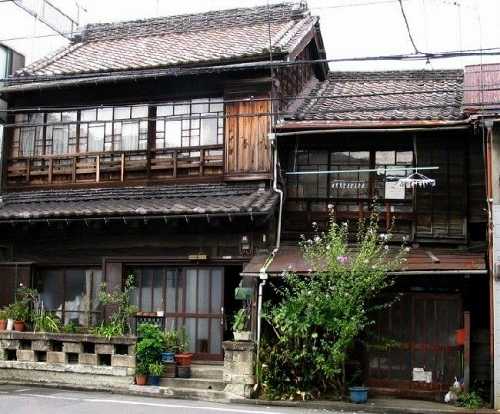 東日暮里四丁目(荒川区）－根岸３丁目（台東区）