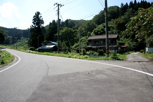 旧羽州浜街道・矢引峠道分岐点 矢引 鶴岡市 山形県