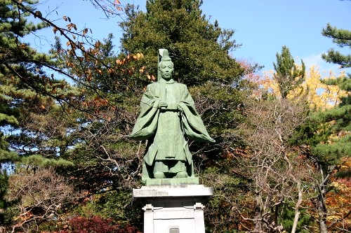 佐竹義尭公銅像 千秋公園 秋田市 秋田県