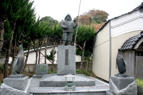 ペンギン像（浄蓮寺）南金浦 金浦 にかほ市 秋田県