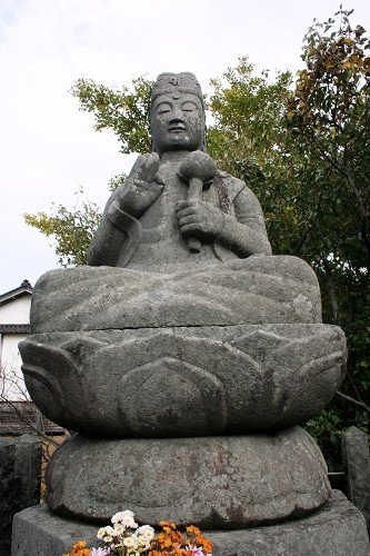 観音像 観音町 由利本荘市 秋田県